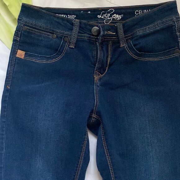 𝅺⭐️LOLA 4 Way Stretch Celina Jeans Mid Rise⭐️ - Picture 4 of 10